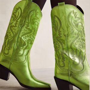 BONJOMARISA Vrouwelijke Mode Vintage Cowboy Cowgirls Western Laarzen Chunky Casual Effen Borduurwerk Slip Op Autunn Retro Schoenen Vrouw 220810