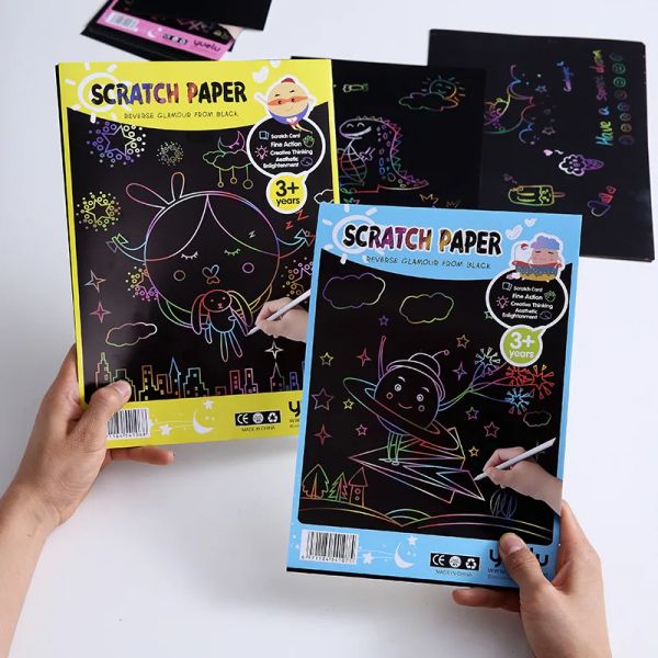 Livre 10pcs A4 Rainbow Scratch Paper Kit Magic Art Craft Supplies Black Drawing Pad pour l'âge de 312 enfants Girls Girl Boy Toy
