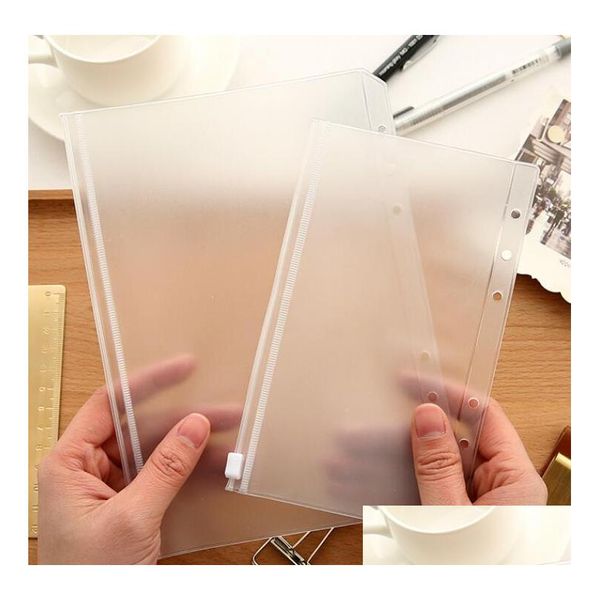 Cubierta de libro A5/A6/A7 Carpeta de PVC Er Bolsa de almacenamiento con cremallera transparente 6 orificios Bolsas de papelería impermeables Viajes de oficina Saco de documentos portátil 20 Dh0Cz