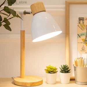 Boekverlichting Creatieve Tafel Nordic Lamp Houten Kunst LED Draaikop Eenvoudig Bureaulampen / Oogbescherming Lezen Woonkamer Slaapkamer Woondecoratie YQ231130