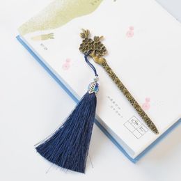 Bookmark Chinese stijl Classical Tassel Bookmarks Metal Hairpin Nieuwheid Studenten Stationery Handmade Retro Cute Antique Cadeau