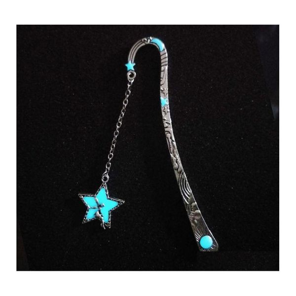 Marque-page Retro Glow In The Dark Reading Sun And Moon Stars Luminous Flying Man Long Chain Hairpin Beautif Ref Drop Delivery Office S Dhmbg