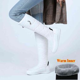 Botte chaude fourrure en peluche vers le bas imperméable neige marque hiver femmes mère chaussure mode décontracté genou haute Plu taille livraison directe 220805