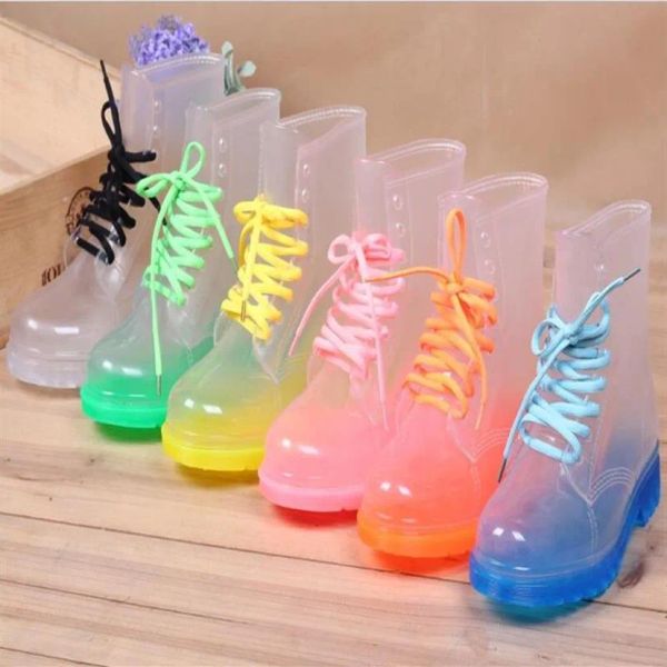 Boots 2016 Crystal Jelly Shoes Flat Martin Rain Boots Fashion Transparent Perspective Pluie Boots Boots Chaussures Chaussures pour femmes Candy Col270d