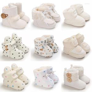 Bottes 2022 bébé automne hiver fille garçons chaussures chaudes solide mode enfant en bas âge balles floues premiers marcheurs enfant 0-18M