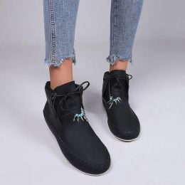 Laarzen 2022 Nieuwe Allmatch Hot Sale Flat Low Heel Round Hoofdvormige voorkant van de voorkant gesloten teen korte mode dameslaarzen