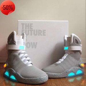 Boots 2023 Release Authentic Air Mag Back to the Future Fashion Sneakers Mens Women Sports Shoes LED Lighting Outdoor Trainers met originele doos