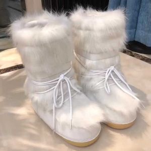 Bottes 2022 Hiver Neige Femmes Ski Fluffy Poilu Lacets Moyen-mollet Plateforme Plate avec Blanc 221215