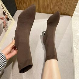 Stiefel 2023 Herbst Winter Dicke hochhackige Allgleiches dünne und frauen spitze Zehen Mid-Tube elastische Socken Frauen