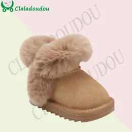 Bottes 2023 Bottes de neige des petits enfants avec une fourrure en peluche chaude pour les filles garçons solides chaussures d'hiver en cuir authentique solide pour 03 ans Child Walker