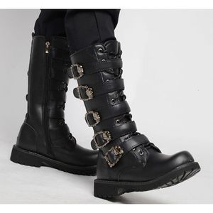 Bottes de moto en cuir pour hommes, chaussures militaires gothiques avec ceinture, punk, tactiques d'extérieur, 2023, 230320