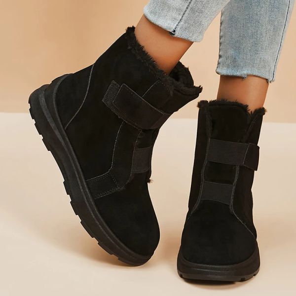 Bottes 2023 Nouvelles bottes de neige noire chaudes Femmes Faux en daim