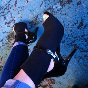 Boots 2023 Nouvelles femmes minces talons hauts tendance semelles personnalisables latin danse street sexy stilettos bottines en mailles noires grandes taille