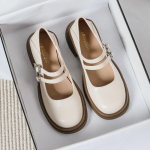 Laarzen 2023 Leer nieuwe damesleer schoenen zwarte loafers Koreaanse stijl Middle Heel Fashion Design Casual Shoes Feest en kantoorkleding