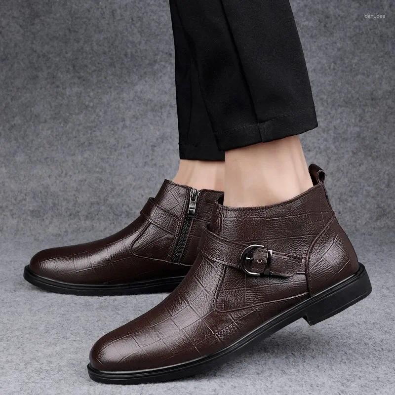 Ботинки 2023, зимние туфли на низком каблуке с пряжкой для мужчин, с боковой молнией, мужские повседневные ботинки до щиколотки из однотонной кожи, модные мужские ботинки