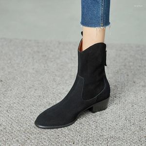 Bottes 2024 Automne Femmes Cow Suede Chaussures occidentales Toe rond Talon Chunky Mid-Calf Real Cuir