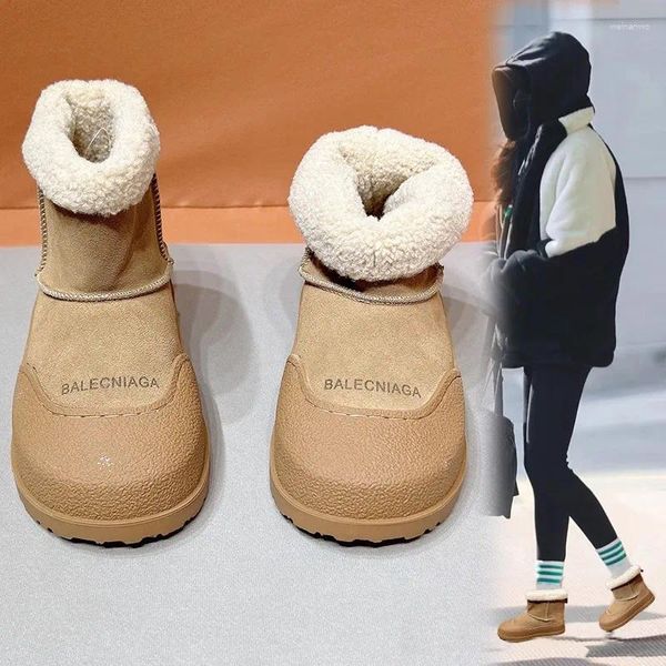 Boots 2024winter en cuir souple neige des femmes en peluche épaissie de manches paresseuses courtes courtes kaki antidérapante coton chaud coton
