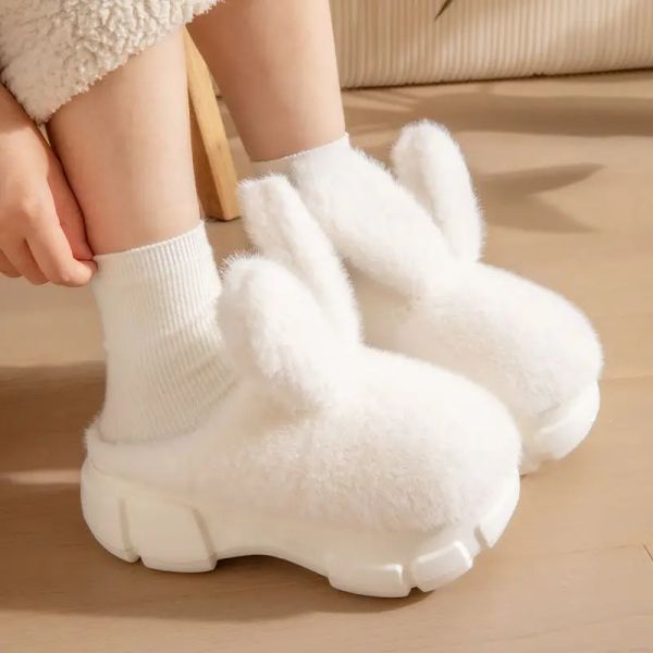 Bottes 8 cm High plate-forme de fourrure pantoufles de fourrure d'hiver pour femmes chaussures de maison du duvet d'oreille femme blanc lapin lapin pantoufles femme house slog chaussures