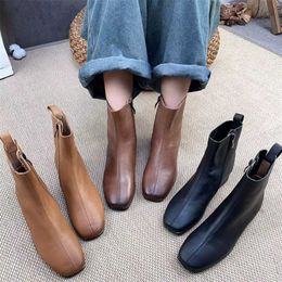 Bottes automne nouveau côté fermeture éclair tête ronde couche peau de vache voiture cousu talon bas couture moyenne baril Chelsea 230830