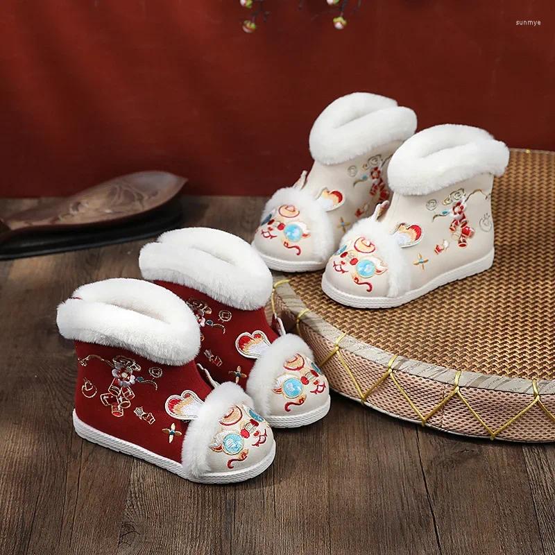 Buty Baby Retro Haftowane ręcznie robione buty księżniczki Hanfu kostka sztuczna futro zima ciepłe obuwie termiczne Old Pekin