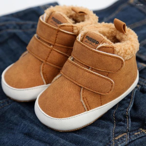 Botas Zapatos de bebé Fondo suave antideslizante Invierno Cálido al aire libre Infantil Nacidos Primeros caminantes Zapatillas de cuna