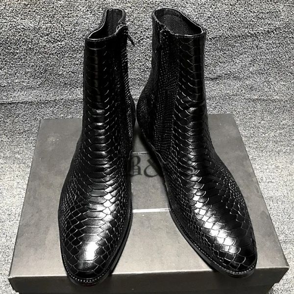 Boots Black Street Nouveau véritable cuir serpentin haut zipper hommes Bottes pointues Toe Hommes personnalisés habiller les bottes en cuir de mariage