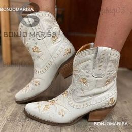 Bottes BONJOMARISA bottes occidentales brodées pour femmes bottines Cowboy Cowgirls fleur imprimé mode talon épais sans lacet chaussures 2022 T231117