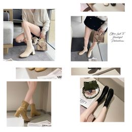 Boots Boot Dupe Fashion Winter Designer Femmes Vintage Square Head Decorative Le cuir en cuir en cuir laine chaude HEET HEEL THEEL ÉPARTE