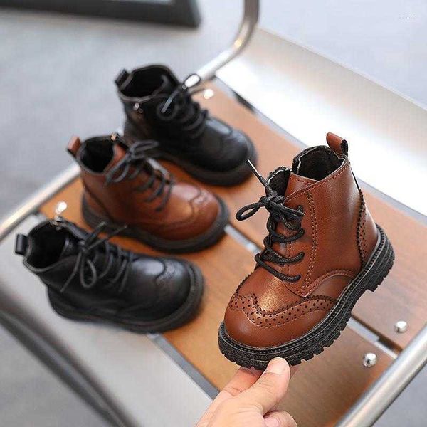 Botas Botas Otoño Invierno Niños formales Zapatos de vestir 1 a 6 años Negro Marrón Guapo Estilo británico Niños pequeños Plataforma para niños Niño F09084 Z230725