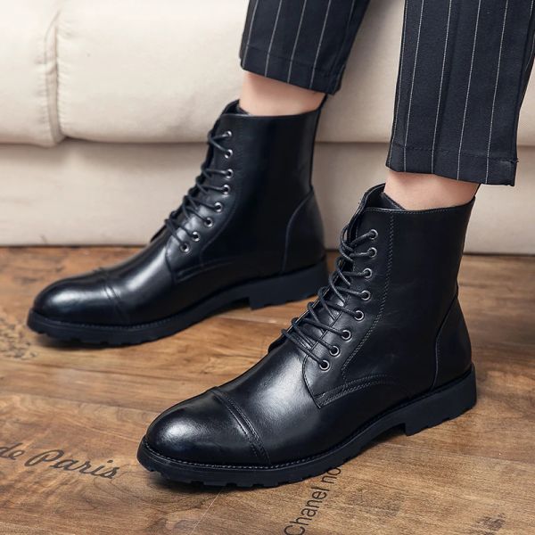 Boots Marque Men's Bot's Casual Patent Leather Business Oxfords Men Forme Forme Digne Chaussures Laceup Office Chaussures de mariage Homme Plus taille 3848