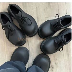 Bottes Style britannique Big Toe Chaussures à lacets en cuir de luxe Nouveauté Design Casual pour hommes et femmes Mode Cheville 231130