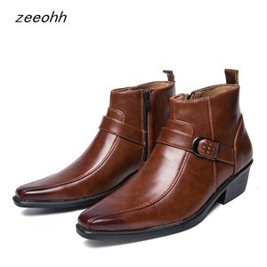 Boots British Vintage Men's Boots Black Brown Bruine Motorcycle Sportschoenen Herfst Casual Work Shoes Mode Button Oxford High Heel 230330