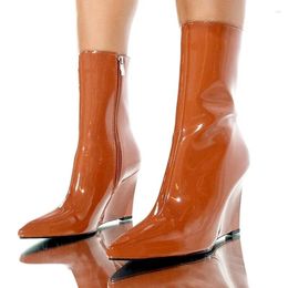 Boots Brown Patent Cuir Femmes Temps Pointy Toe Côté Miroir Miroir d'hiver Bootages de cheville plus taille 46 Drop navire