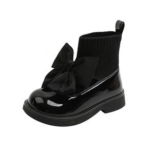 Boots Children's Fashion PU Solid Black Bow Girls Uniform Spring en Autumn Kids Flying Knit School Socks Shoes 230811