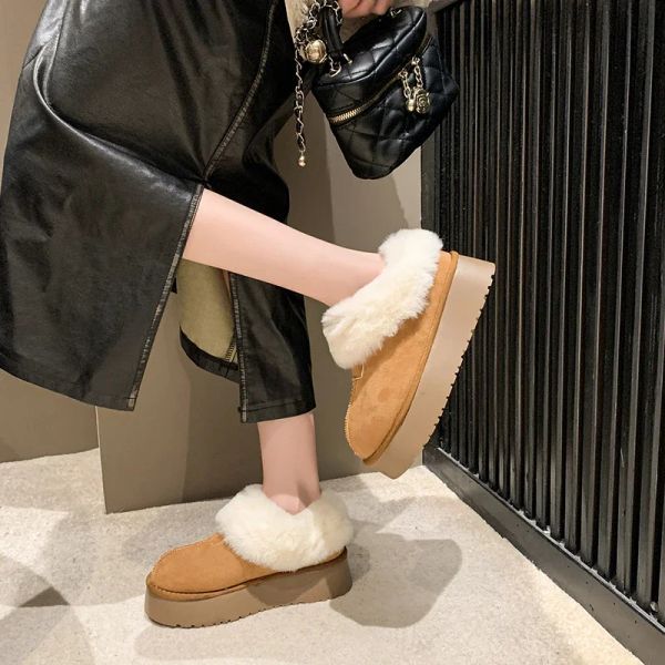 Boots Boots de neige classiques courts mini-hiver bottes de la peau de mouton Femmes Femmes de la cheville en laine naturelle étanche