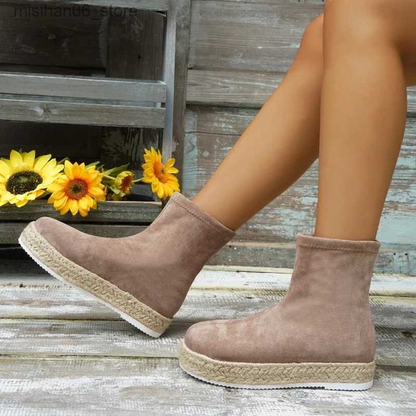 Stivali Stivali primavera / autunno in gomma scamosciata di mucca per le donne 2023 Vendita calda Solido piatto con scarpe da donna Stivali slip-on con punta rotonda Botas Mujer Q231012