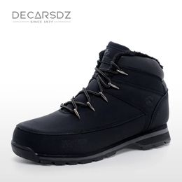 Botas DECARSDZ Botas para hombre Suela duradera Zapatos para caminar cómodos al aire libre para hombre Botas cortas de nieve cálidas de felpa Botas de invierno a prueba de agua 231216