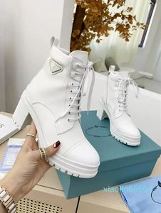 Laarzen ontwerper luxe laarzen dames monolith runway witte lederen sokken triple sole laarzen gevechts laarsjes