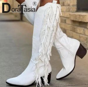 Boots Doratasia Big Size 43 Brand Femme Western Boots Fashion Fringe Talons grossiers