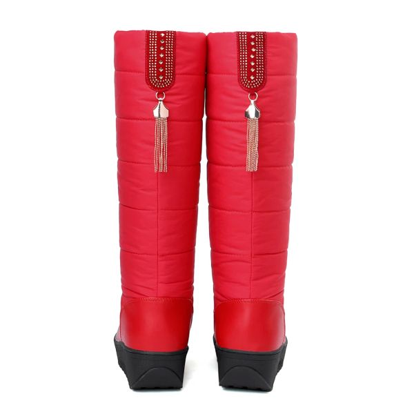 Bottes Fashion Femmes Hiver Cendages Knee High Boots Filles imperméables Bottes de neige Boots Fluffy Footwear Dames Chaussures de plate-forme chaude Rouge Black