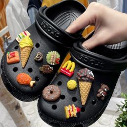 Laarzen Food Chicken Wing Coke Croc Charms Designer Diy Simulation Fries Popcorn schoenen Decaration Jibb voor Croc Clogs Kids vrouwen geschenken