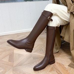 Bottes noires élégantes à talons bas pour femmes, chaussures longues et brunes pour l'hiver, tige haute, prix Goth 231204