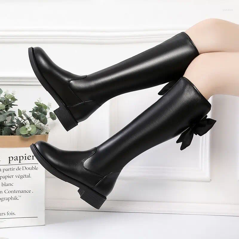 Boots calçados planos damas de joelho de inverno longo sapatos de eixo alto para mulheres negras elegantes com saltos baixos à prova d'água na venda PU 39