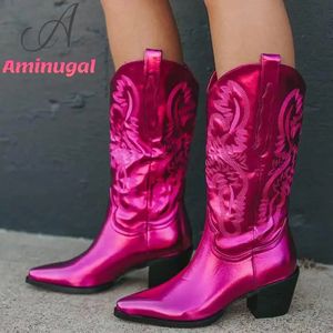 Bottes pour livraison directe Cowboy blanc bottes occidentales marque Punk Cool Cowgirl pour femmes bottes mi-mollet broderie bottes à talons épais 231202