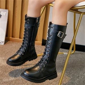 Botas Niñas Nieve Otoño Niños Hasta la rodilla Zapatos de plataforma suave de goma de gamuza de moda para niños princesa 221007