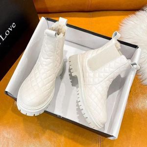 Bottes Goth Designer diamant treillis femmes cheville neige hiver imperméable chaud en peluche épaissir velours plate-forme chaussons grosses chaussures