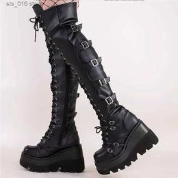 Laarzen Gothic Dij Hoge Laarzen Dames Platform Wiggen Motorlaars Over de knie Leger Stripper Hakken Punk Vetersluiting Riem Gesp Lang T230927