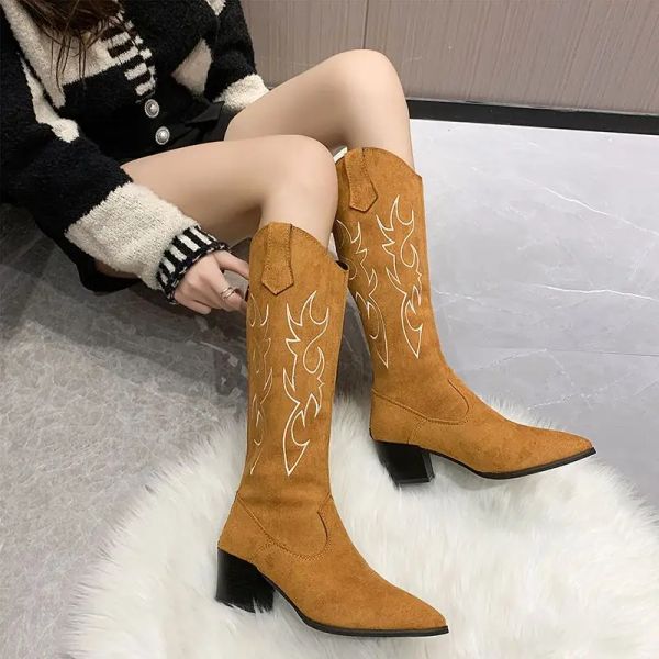 Bottes Chaussures à moitié haut en jean Femme au-dessus de longues chaussures de cowboy Toe Toe Toe Dames Cowgirl Boots High Brown Platform Brown Fashion 2023