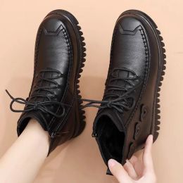 Laarzen hoogwaardige zwarte enkellaarzen voor vrouwen lederen laarsjes zip deco vrouw winter 2023 waterdichte regen sneeuwschoenen dames bont schoenen