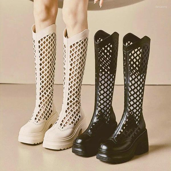 Botas huecas salidas de verano para mujeres frías tacones de largo tubo de largo tacones alto de cuero de vaca blanca malla de maldición